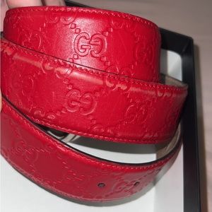 Meet your Posher, Cj